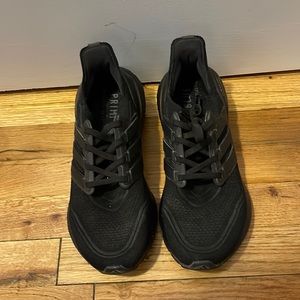 adidas UltraBOOST 21 W Triple Black